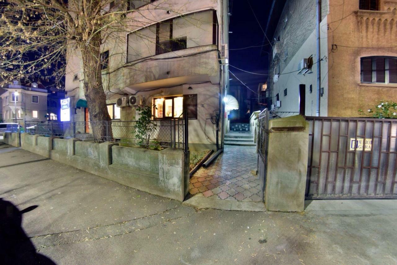 Nicole'S Apartment Bukarest Exterior foto